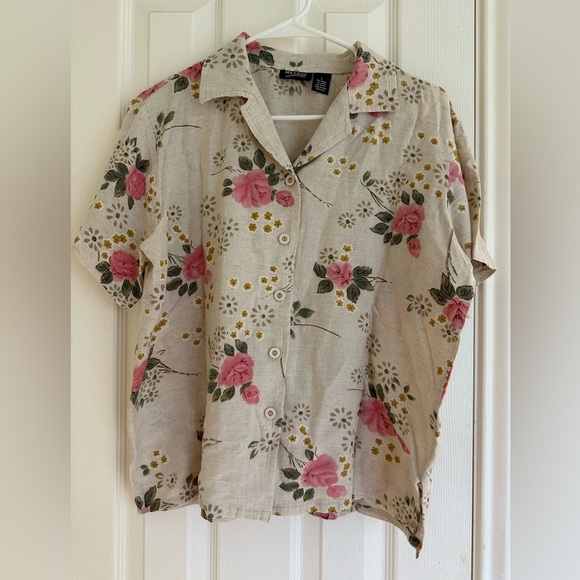 Mileage Tops - VTG Mileage Linen Blend Pretty Pink Floral Blouse on Cream Background Size Large